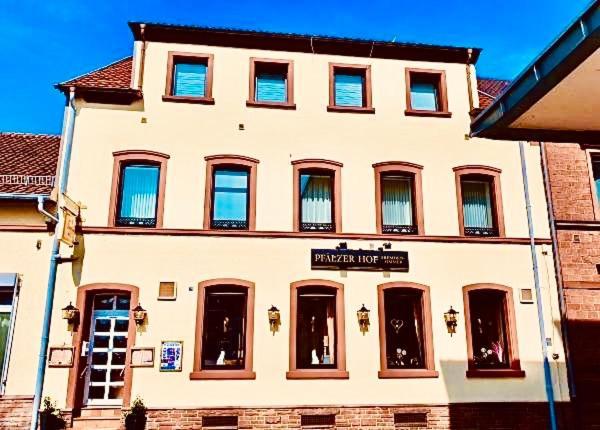 Hotel Pfaelzer Hof Enkenbach-Alsenborn Εξωτερικό φωτογραφία