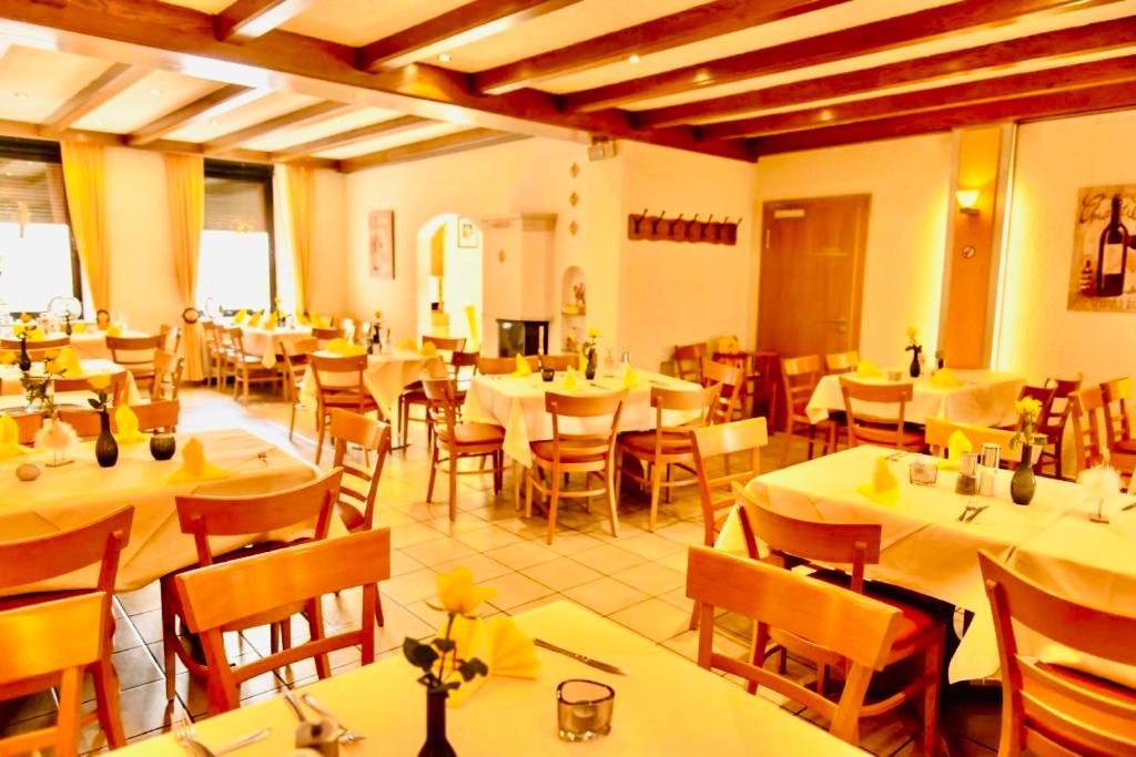 Hotel Pfaelzer Hof Enkenbach-Alsenborn Εξωτερικό φωτογραφία